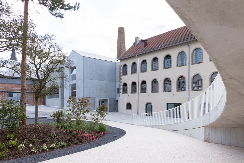 site verrier de meisenthal by so il