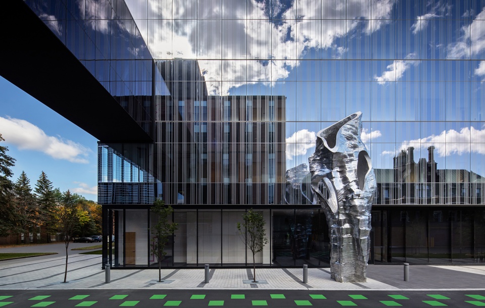applied science hub by nfoe architectes