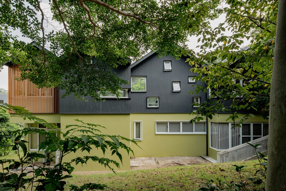 Under the roof House by Emerge Architects