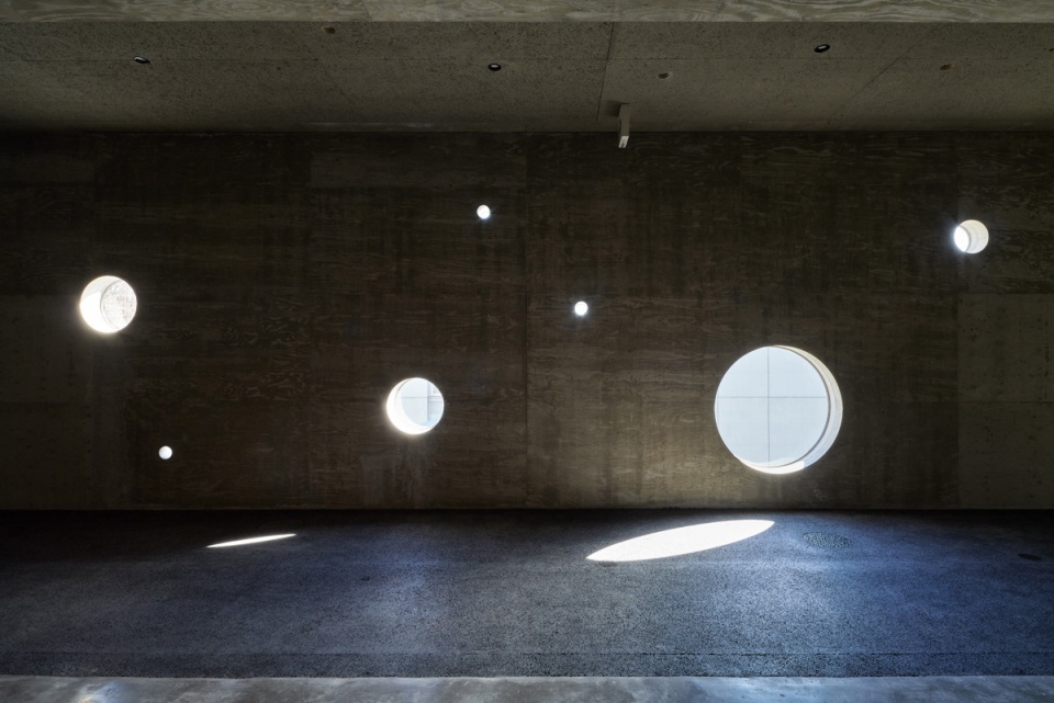 waseda university honjo senior high school gymnasium by nikken sekkei ltd