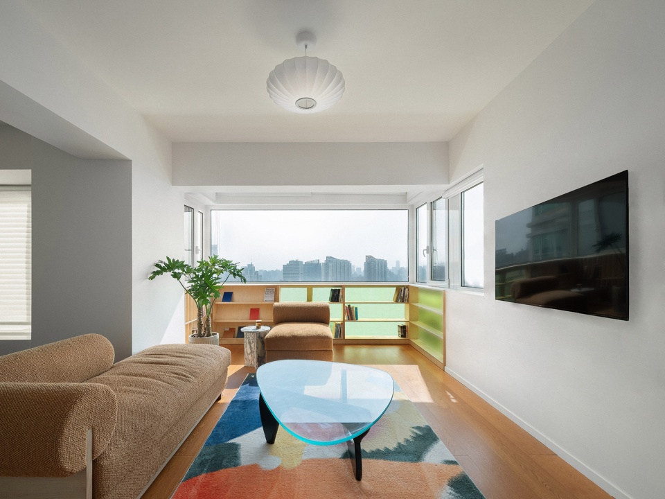 Jiayuan Apartment by Dangtu Studio