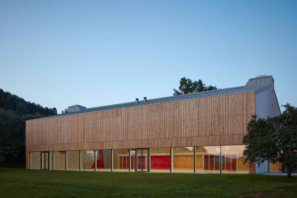 Hrozenkov Primary School Sports Hall by Consequence forma architects