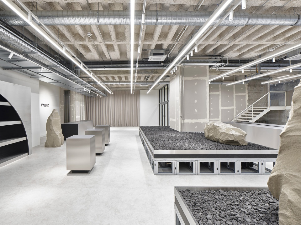Schulstrasse 17 by VAUST