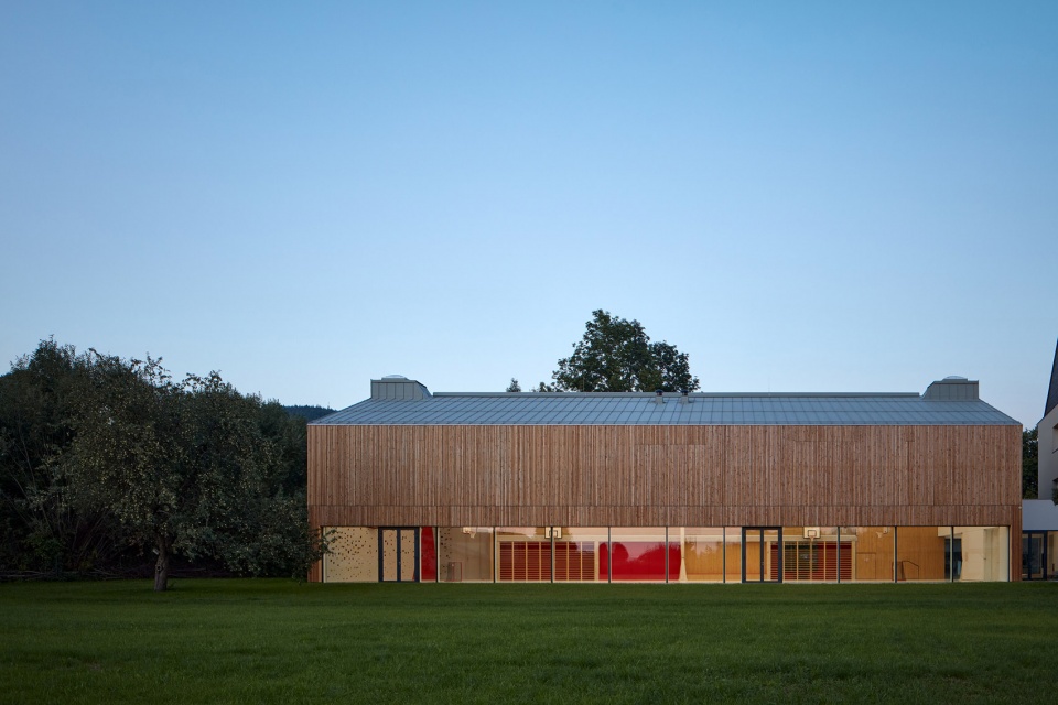 Hrozenkov Primary School Sports Hall by Consequence forma architects