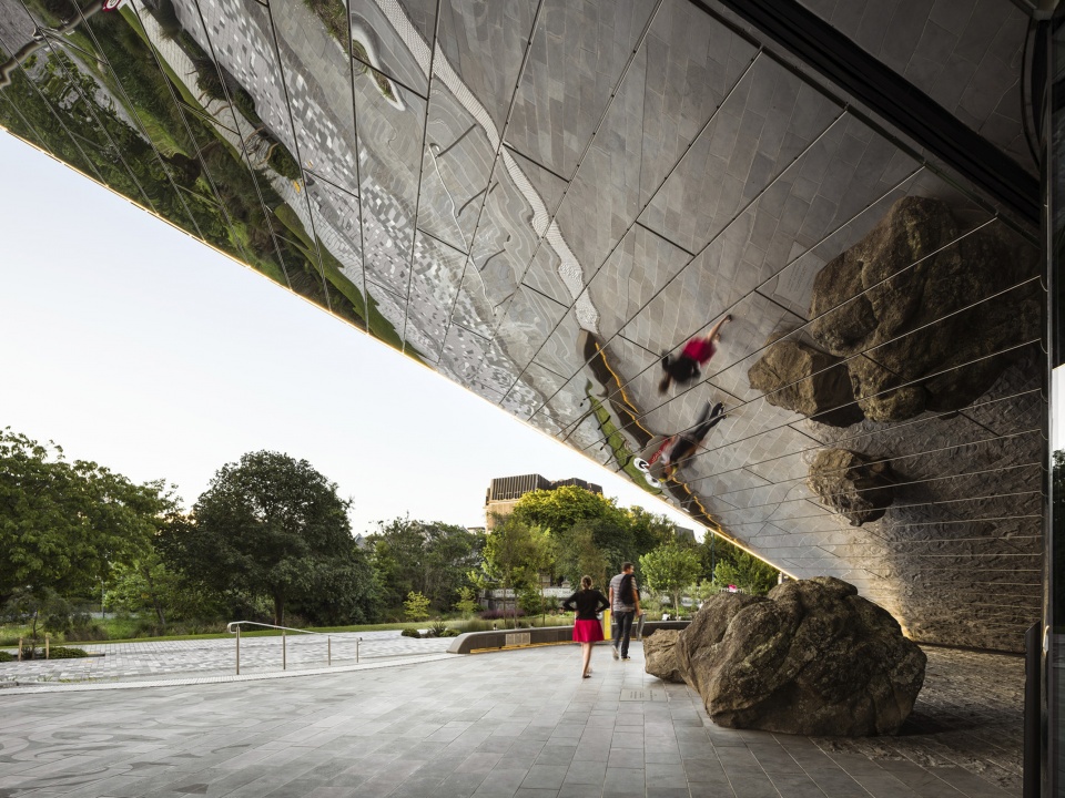 te pae christchurch convention and exhibition centre by woods bagot