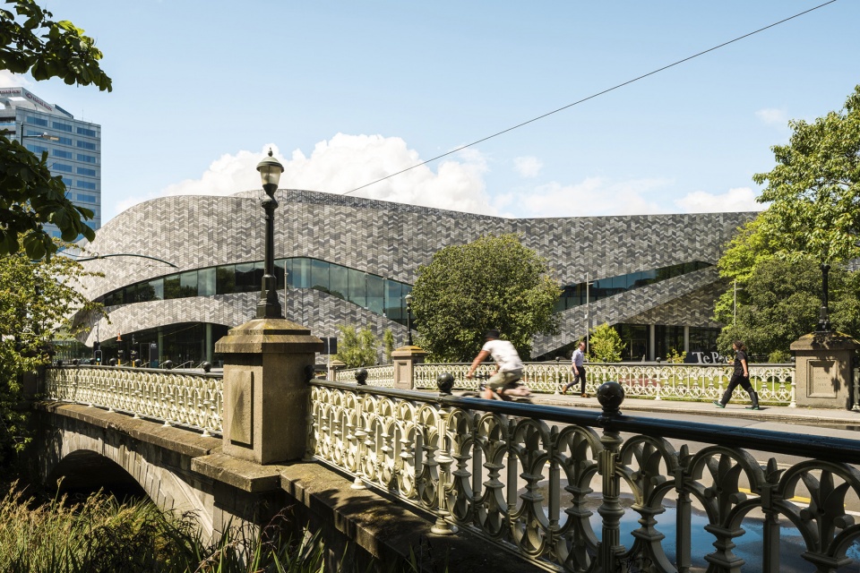te pae christchurch convention and exhibition centre by woods bagot