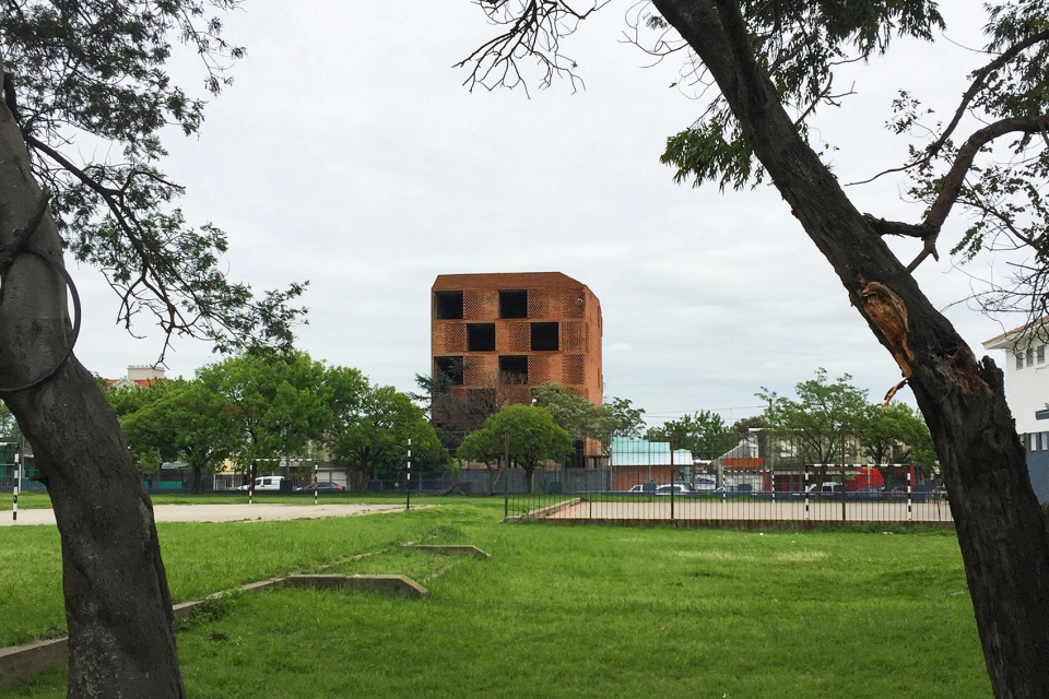 Damero Building FCOA