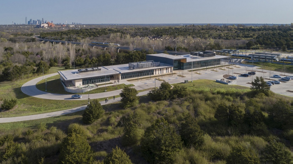 Singing Hills Recreation Center by Perkins Will