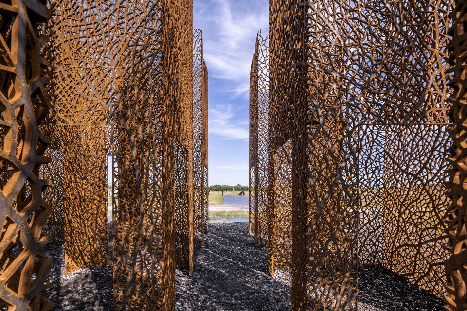 column matrix china by field conforming studio