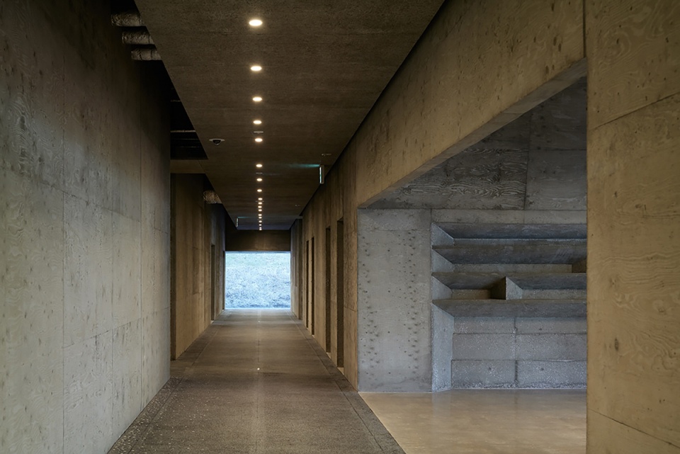 waseda university honjo senior high school gymnasium by nikken sekkei ltd
