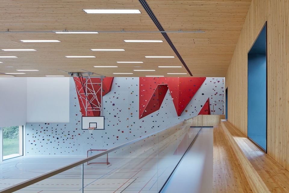 Hrozenkov Primary School Sports Hall by Consequence forma architects