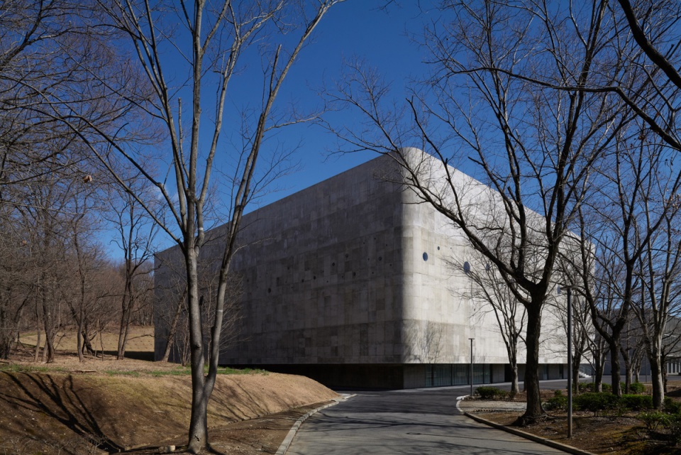waseda university honjo senior high school gymnasium by nikken sekkei ltd