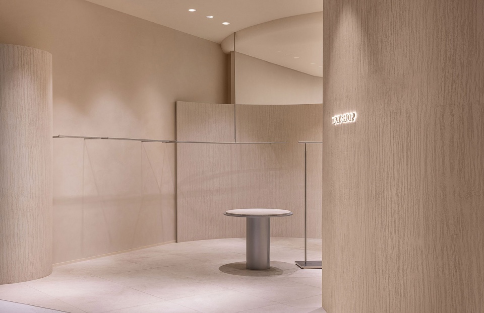 TKY SHOP China by ZUOMODESIGN