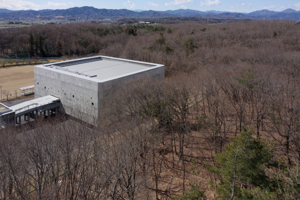 waseda university honjo senior high school gymnasium by nikken sekkei ltd