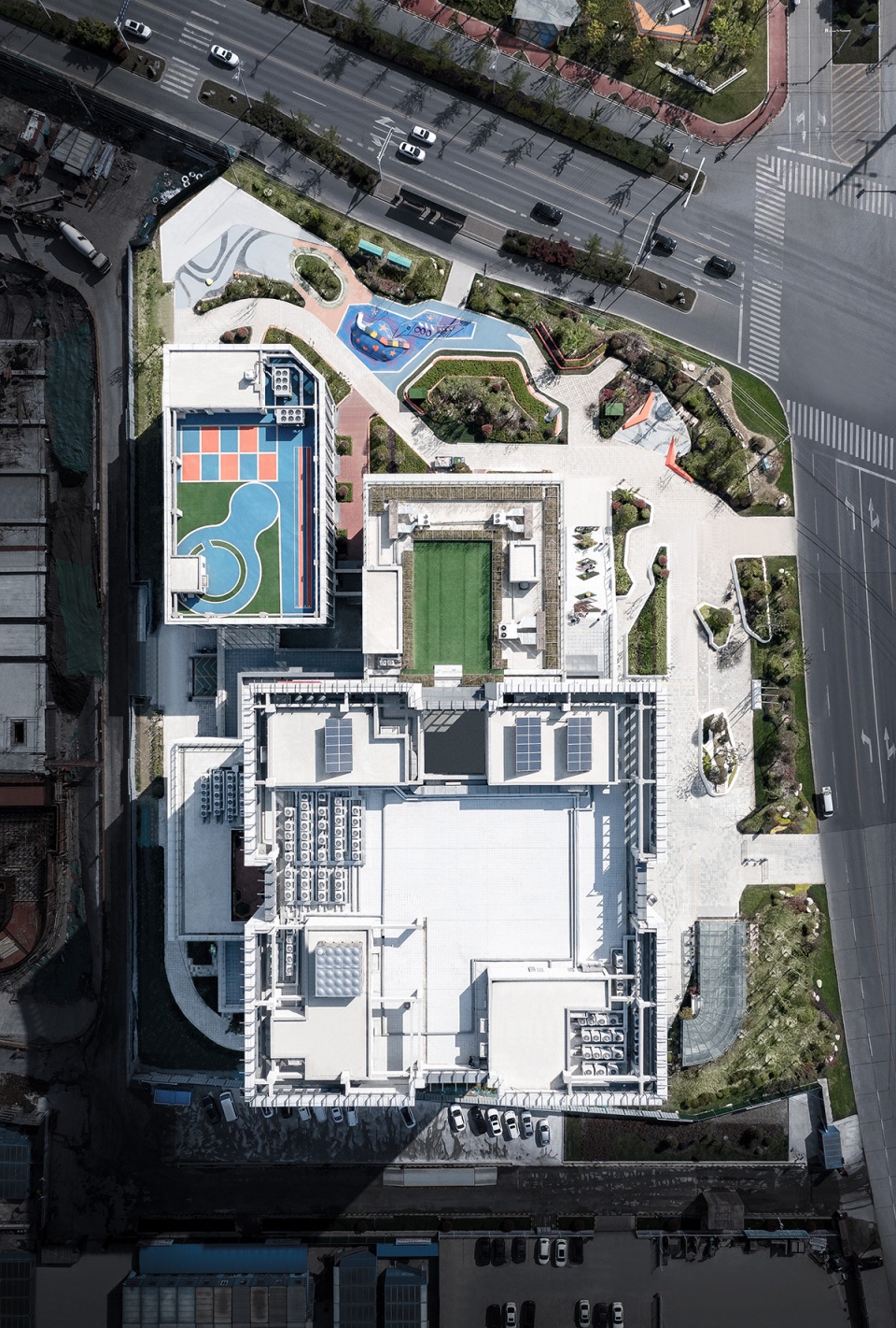 e cube development center china by gen architects