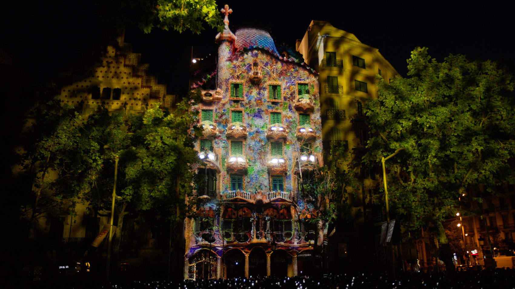 Mapping Living Architecture Casa Batlló / Refik Anadol 谷德设计网
