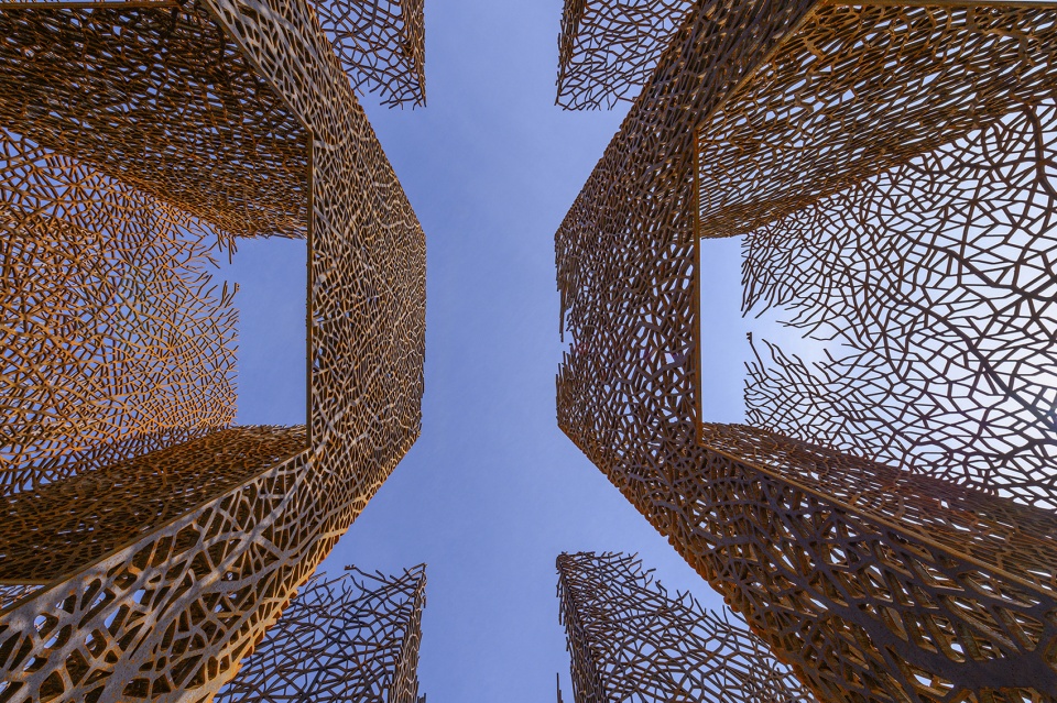 column matrix china by field conforming studio