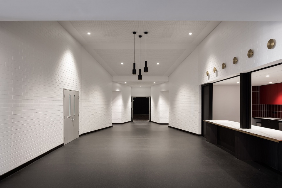 Belridge Secondary College Performing Arts Centre by iredale pedersen hook architects