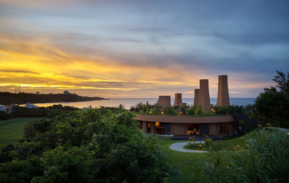 Care house of the Wind Chimneys by Hiroshi Nakamura NAP