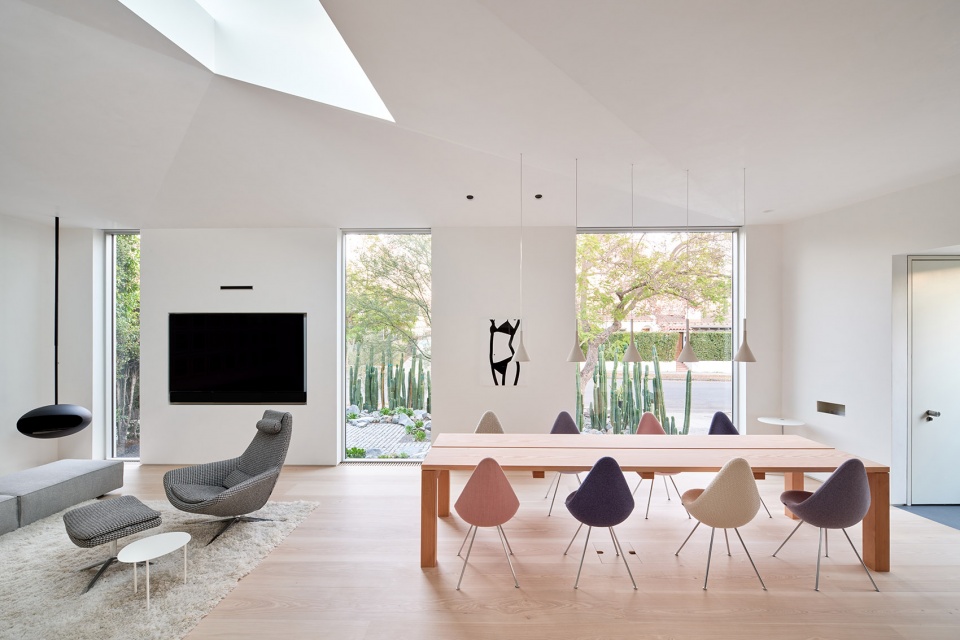 Centered Home by aalso architects HYCArch