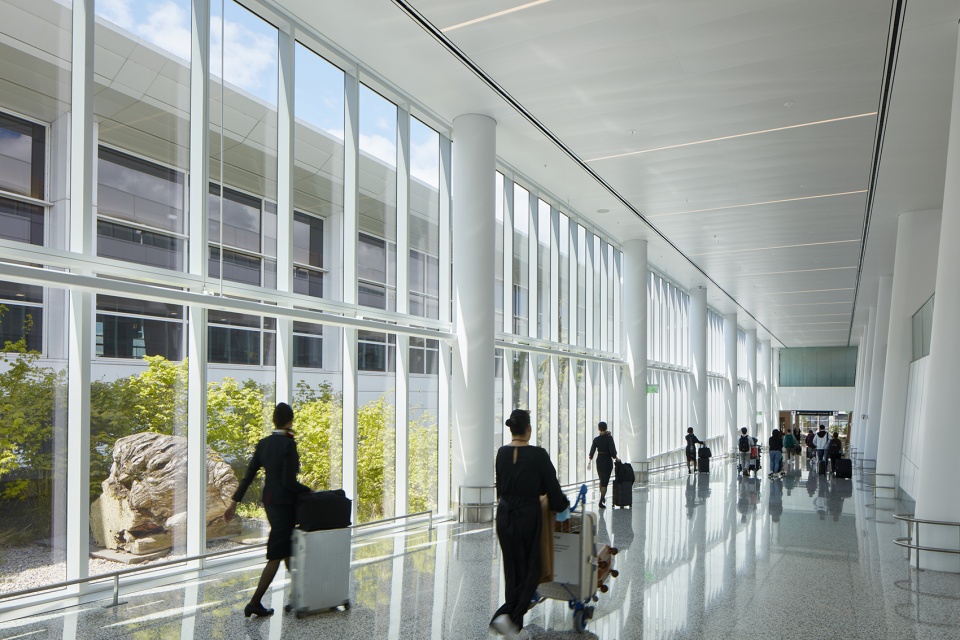 international arrivals facility at seattle tacoma international airport som