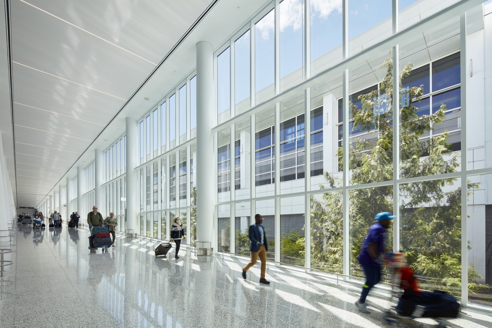 international arrivals facility at seattle tacoma international airport som