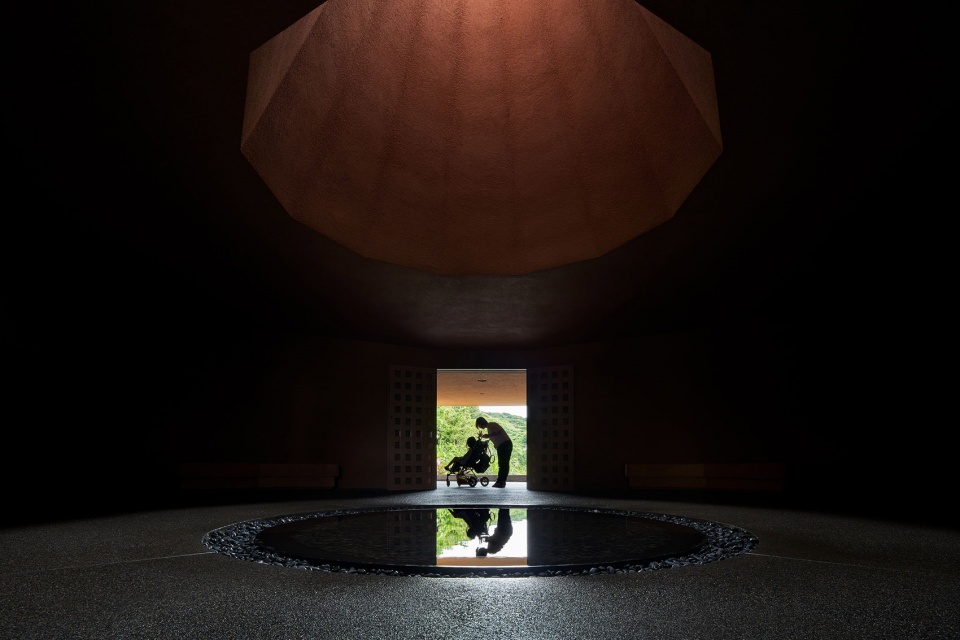 Care house of the Wind Chimneys by Hiroshi Nakamura NAP