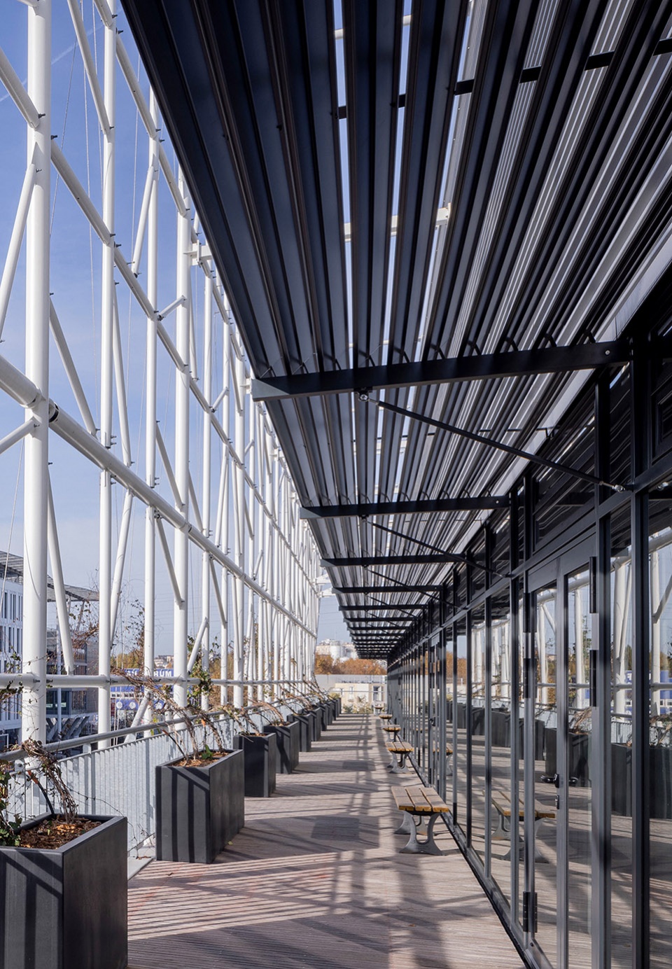 restructuring of the selective collection sorting center in nanterre by le devehat vuarnesson architectes