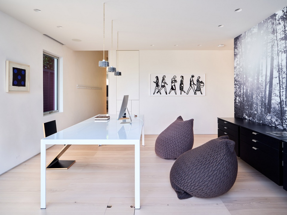 Centered Home by aalso architects HYCArch