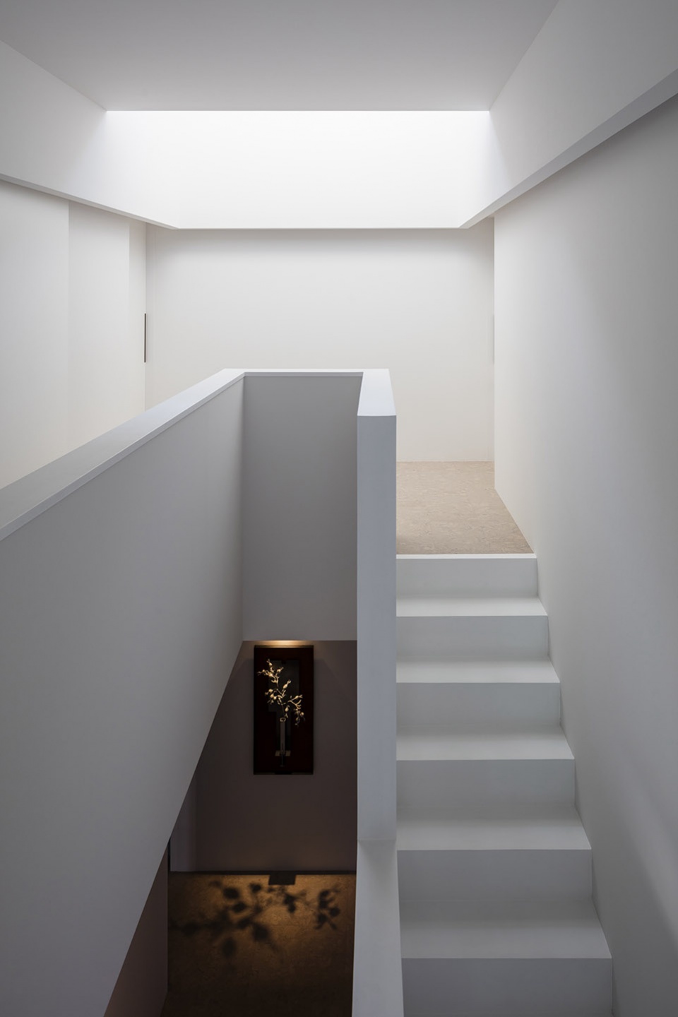 hilltop house by formkouchi kimura architects