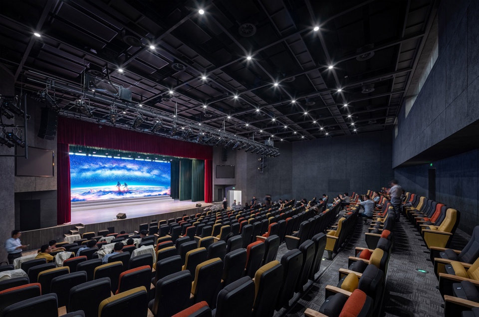 e cube development center china by gen architects