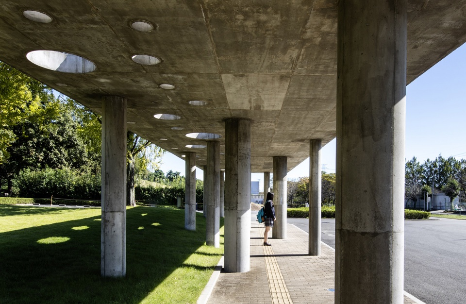 waseda university honjo senior high school gymnasium by nikken sekkei ltd