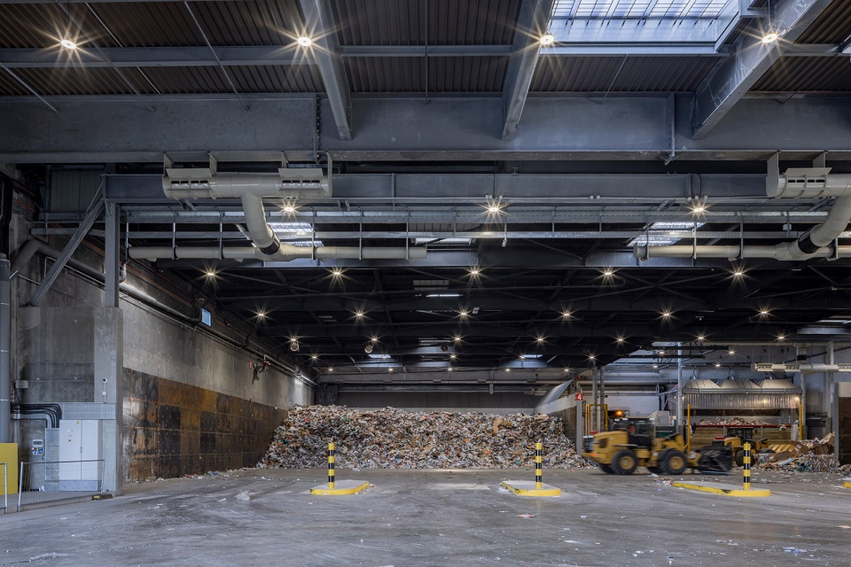 restructuring of the selective collection sorting center in nanterre by le devehat vuarnesson architectes