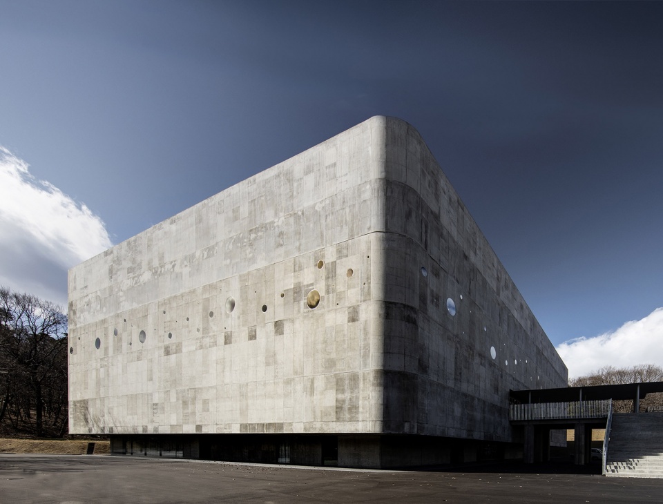 waseda university honjo senior high school gymnasium by nikken sekkei ltd