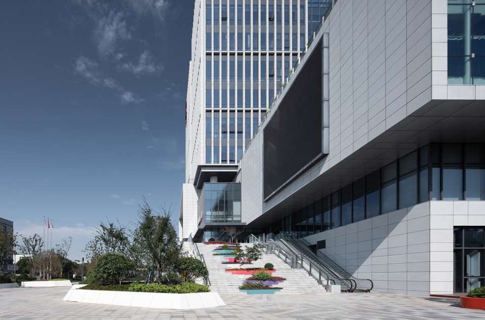 e cube development center china by gen architects