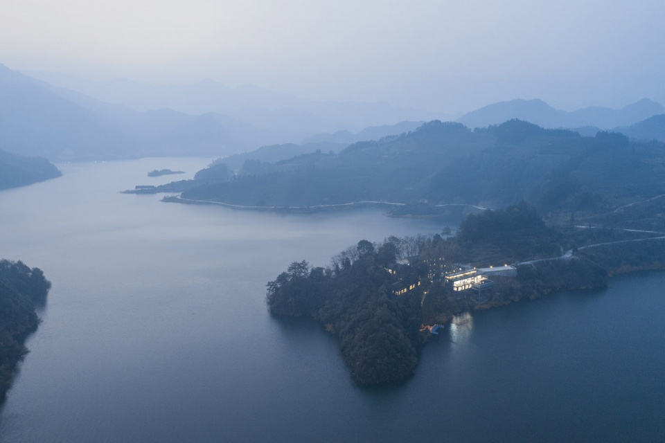 situ phoenix island hotel renovation china by zhixing architecture office yongxinherui architects