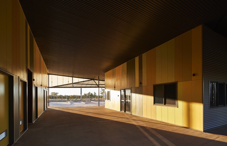 fitzroy crossing renal hostel by iredale pedersen hook