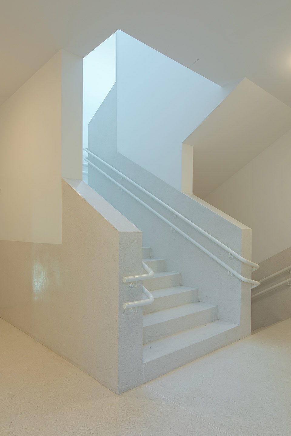 Luso Frances School by Pedro Mosca Pedro Goncalves Arquitectos