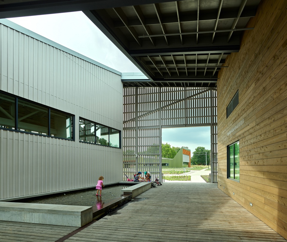 home building at thaden school by eskewdumezripple
