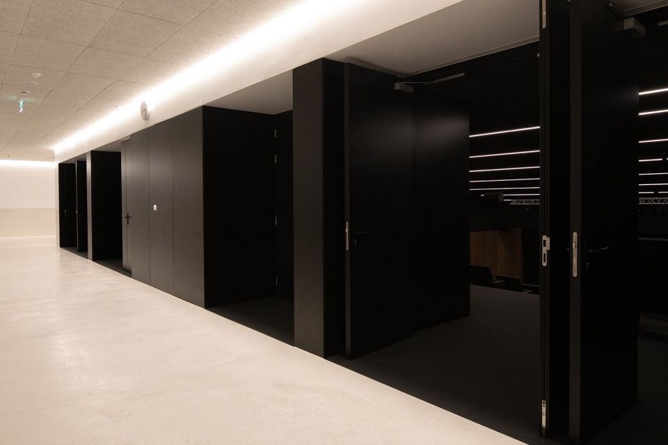 Luso Frances School by Pedro Mosca Pedro Goncalves Arquitectos
