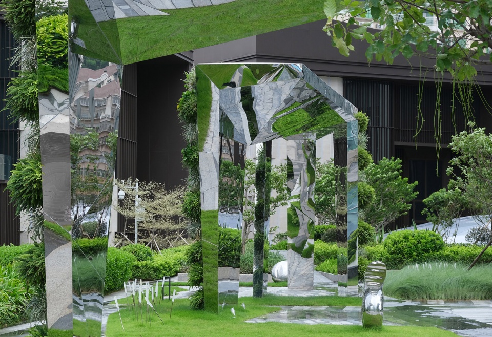 shenzhen shuibei jewelry art garden by loopstudio