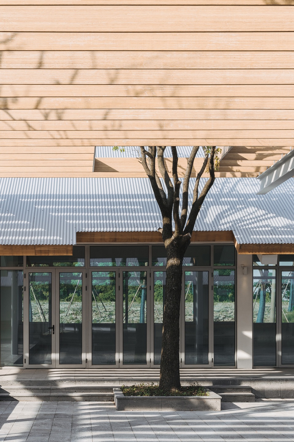 northwest visitor centre jiabei country park by atelier z