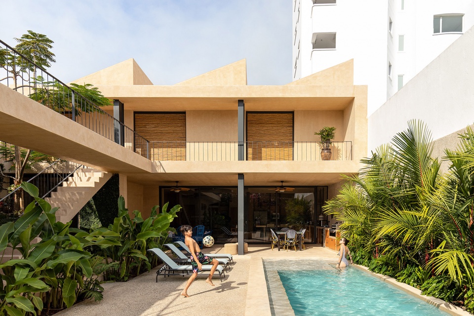 Casa tres aguas DIEZMULLER