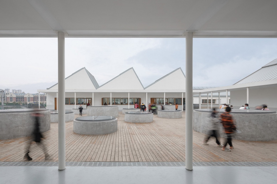 Qingyijiang Road Elementary School Hua Li