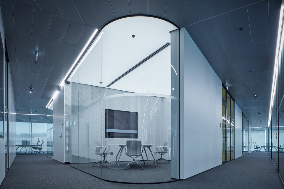 borislavka centre by aulik fiser architekti