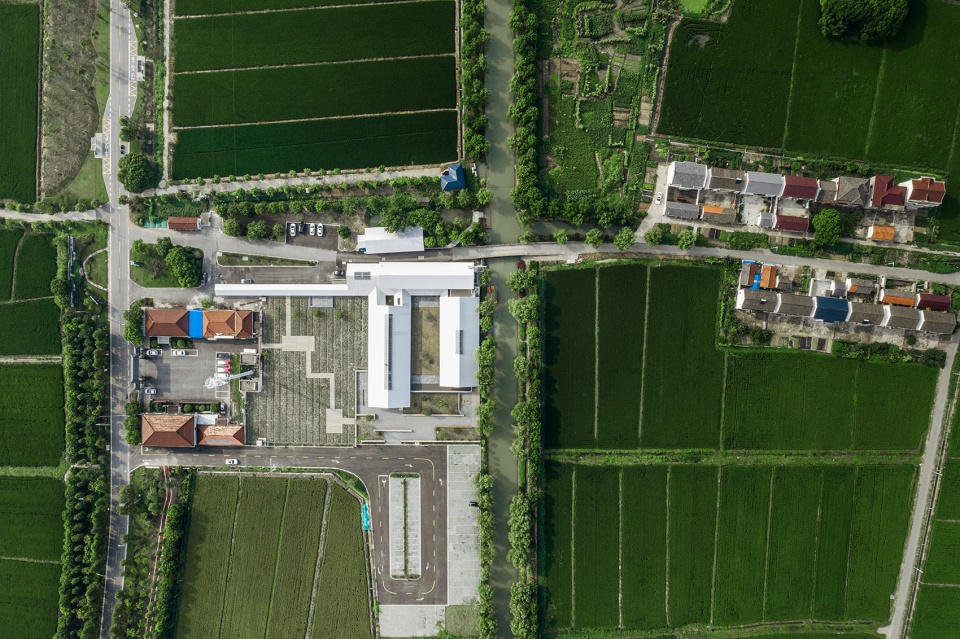 Tourist Centre of Zhangma Village Atelier Z