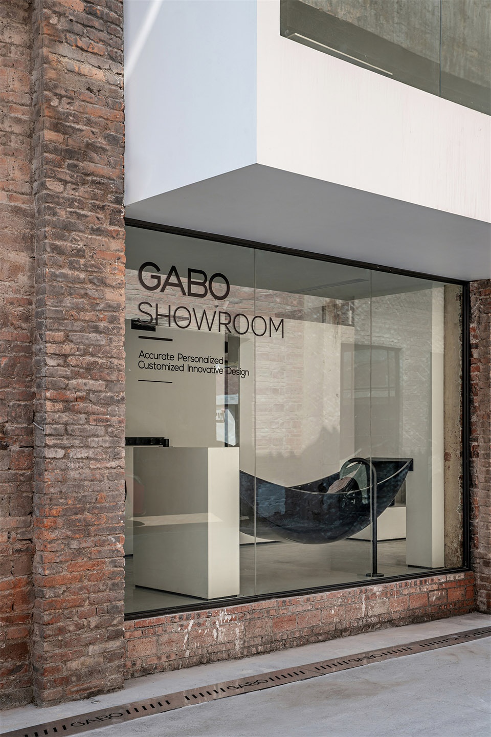 GABO GALLERY LEW ASSOCIATES