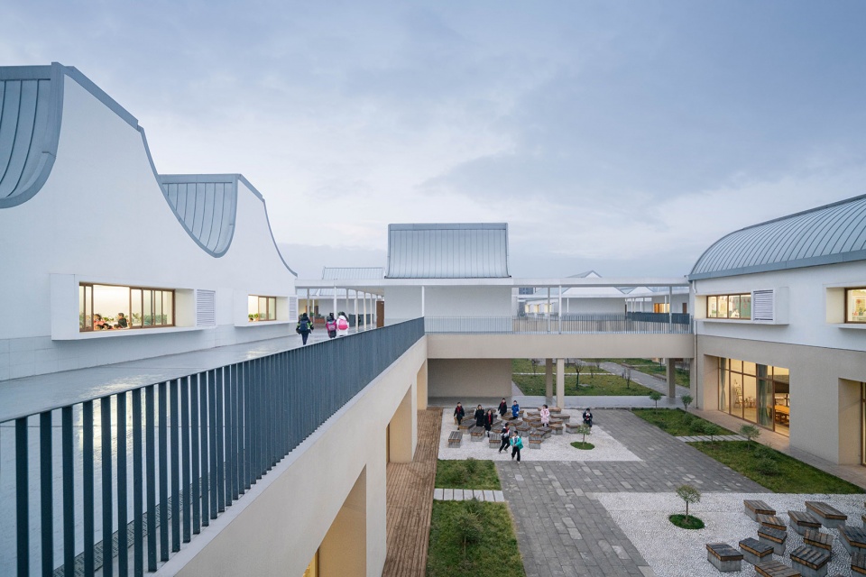 Qingyijiang Road Elementary School Hua Li
