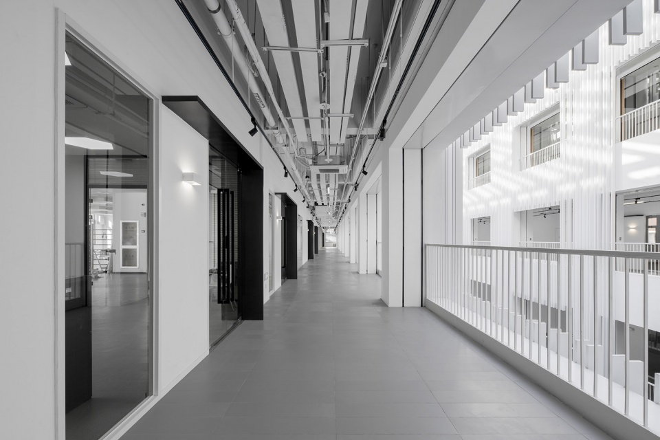renovation of gemdale viseen bridge8 binjiang park shanghai by yushe design