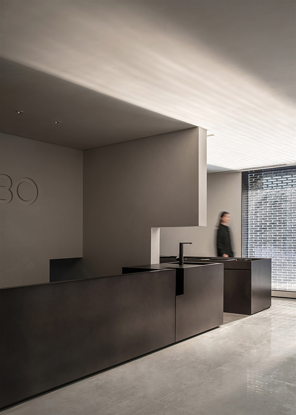 GABO GALLERY LEW ASSOCIATES